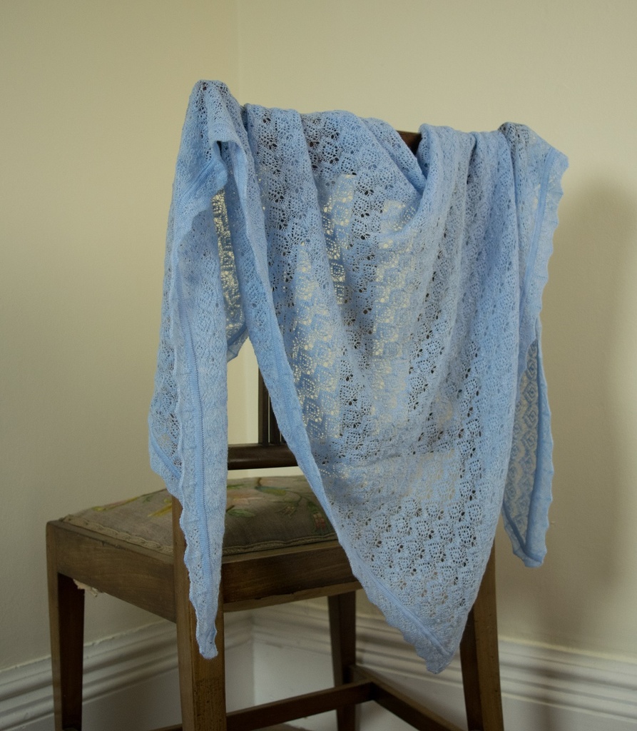 Happs Lace Shawl (S3908)